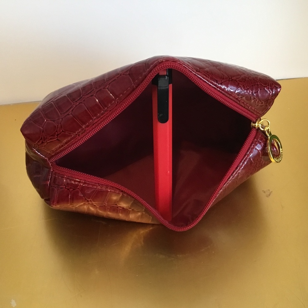 ESTEE LAUDER Croc embossed wine color makeup bag - Picture 3 of 5